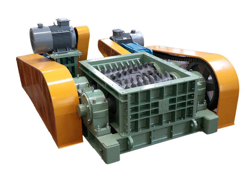 Solid waste shredder